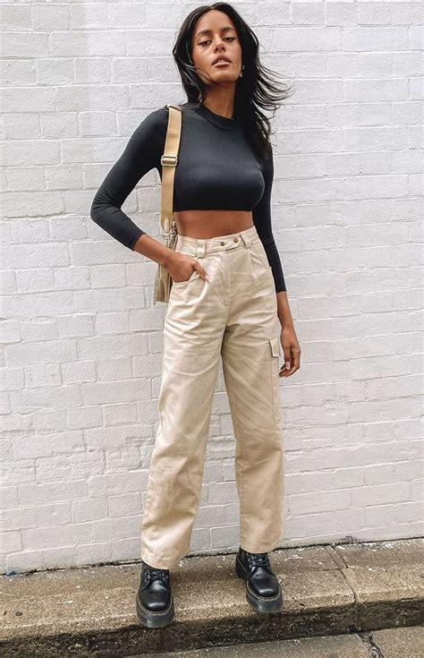 Khaki Pants Outfit Ideas