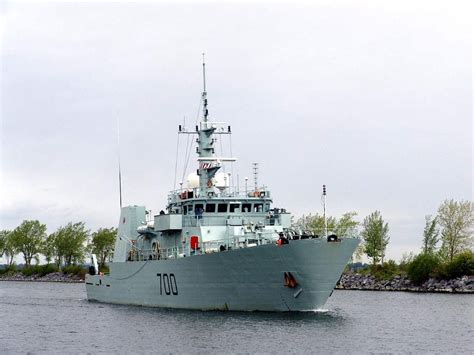 Kingston-class patrol vessels