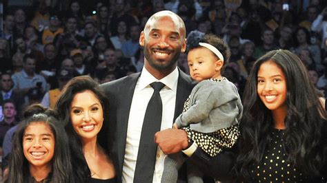 Kobe Bryant with his wife and daughters