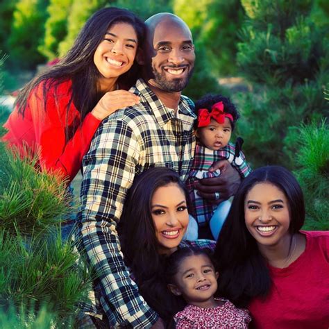 Kobe Bryant with his family