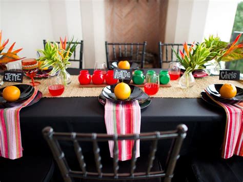 Kwanzaa Place Settings and Centerpieces