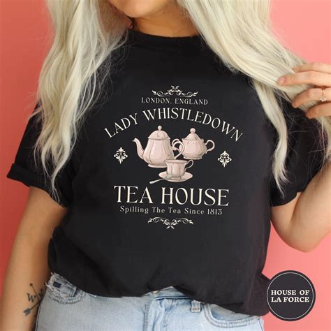 Lady Whistledown sipping tea