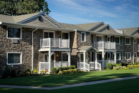 Lake Grove apartments with a parking garage