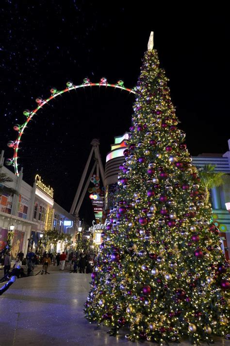 Las Vegas Christmas Attractions