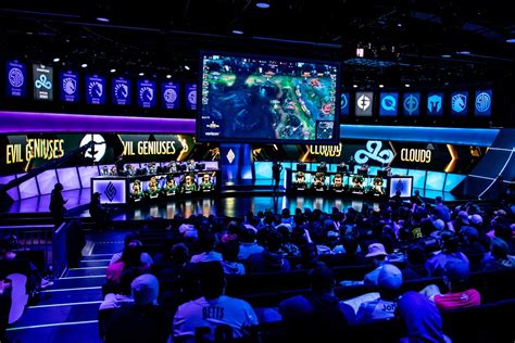 LCS Esports Gallery