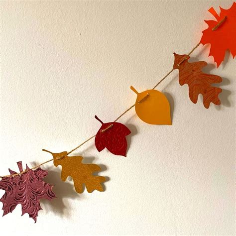 Leaf Template Garland