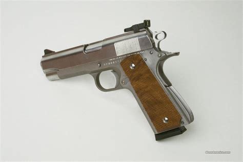 Left-Handed 1911 Pistol 1