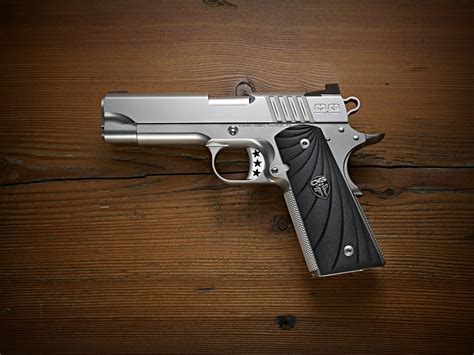 Left-Handed 1911 Pistol 10