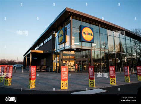 Lidl Storefront