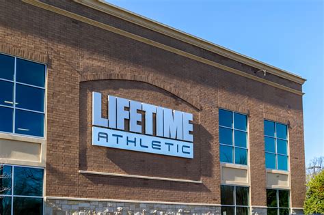 Lifetime Fitness Club Exterior