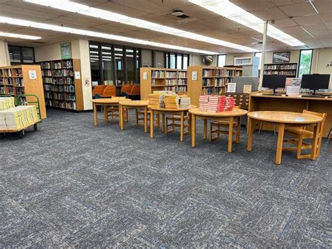 Local Library Sign Language Class