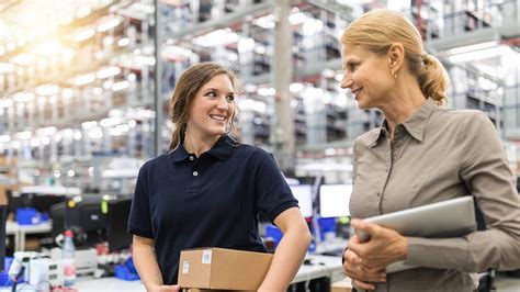 A logistics specialist working in a warehouse