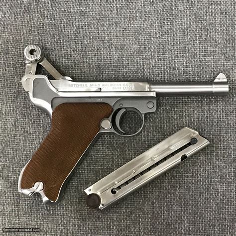 Luger P08 design and mechanism