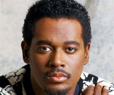 Luther Vandross's biography