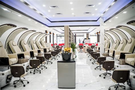 Luxury Nail Spa