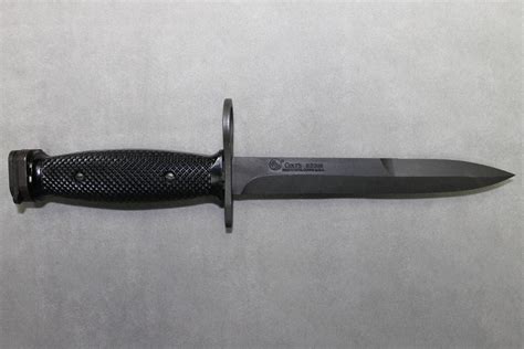 M7 Bayonet Comparison Image 1