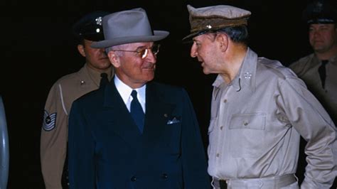 MacArthur and Truman's disagreement