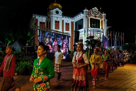 Malacca cultural performance