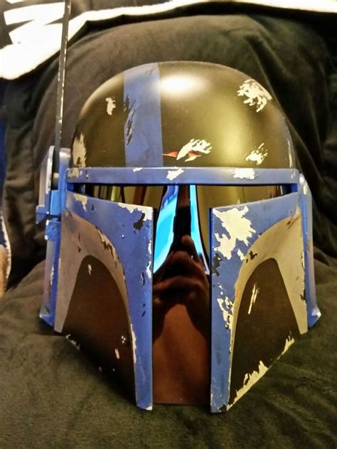 Mandalorian helmet painting