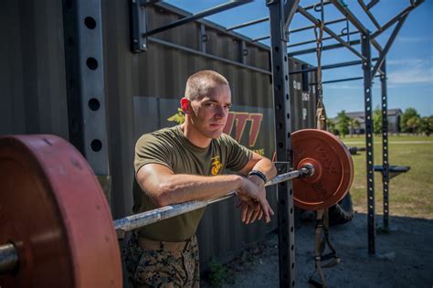 Marine Corps officer physical fitness