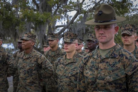 Marine Corps Reserve drill instructor