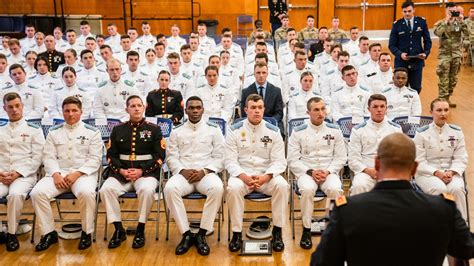 Marine Corps ROTC College 7