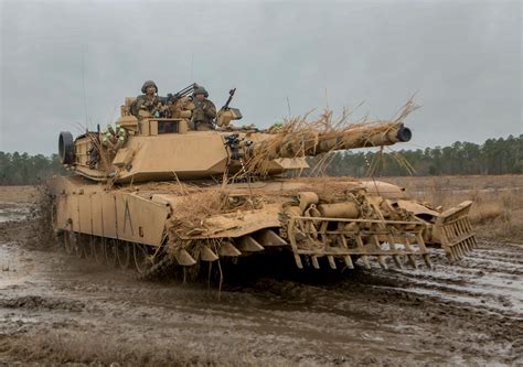 Marine Corps Tank Units