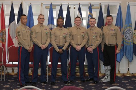 Marine recruiter image 1