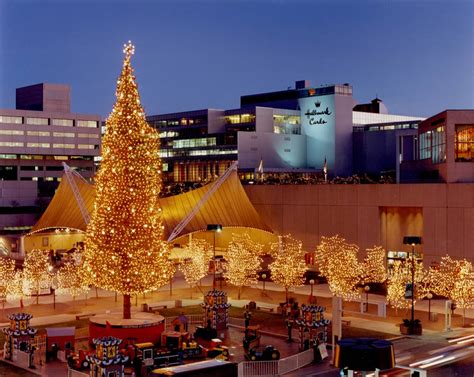 Mayor's Christmas Tree Kansas City