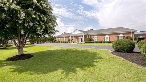 Mclaurin Funeral Home in Reidsville, North Carolina