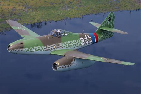 Messerschmitt Me 262 in flight