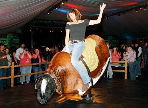 Mechanical bull riding