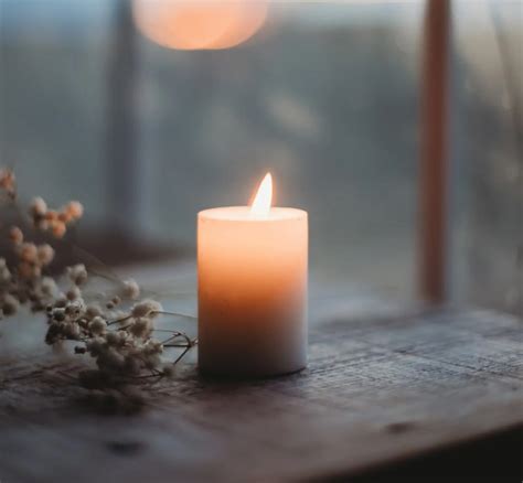 Memorial candles can be a meaningful way to honor a loved one