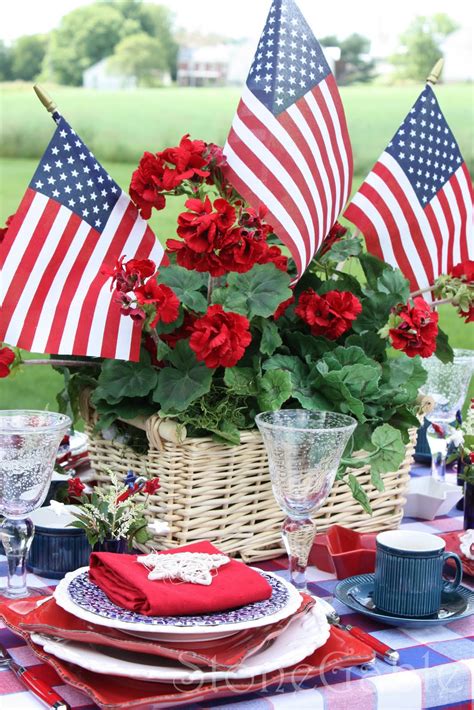 Memorial Day Table Setting Arrangement