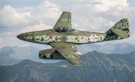 Messerschmitt Me 262 in flight