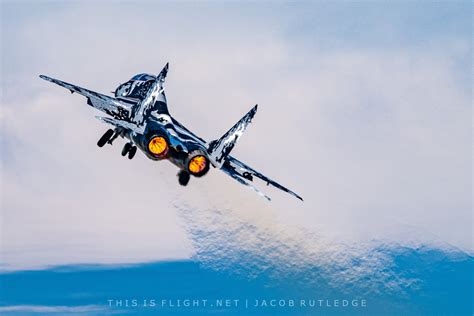 MiG-29 airshow