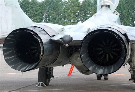 MiG-29 engine