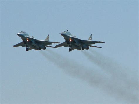 MiG-29 formation