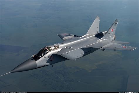 MiG-31 and MiG-25 Side by Side in Flight