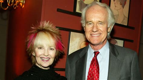 Mike Farrell's personal life and family