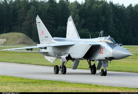 Mikoyan-Gurevich MiG-31 Foxhound