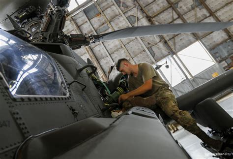 Military Aircraft Mechanic Training