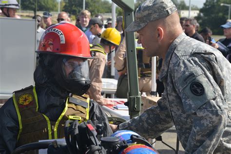 Recruits participating in military emergency response training