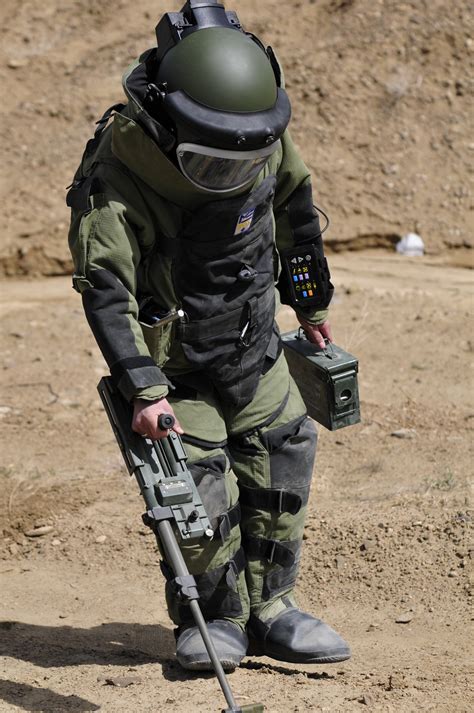 Military EOD Image 1