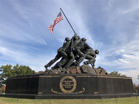 Image of memorials dedicated to military leaders