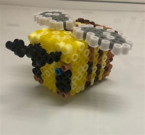 Minecraft bee Perler beads 3D template design