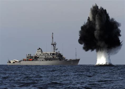 US Navy minesweeper clearing mines