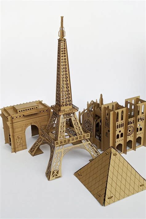 Miniature Cardboard Eiffel Tower Template