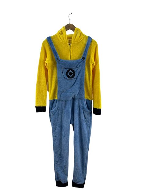 Minion Overalls Template