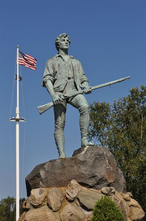 Minuteman Statue